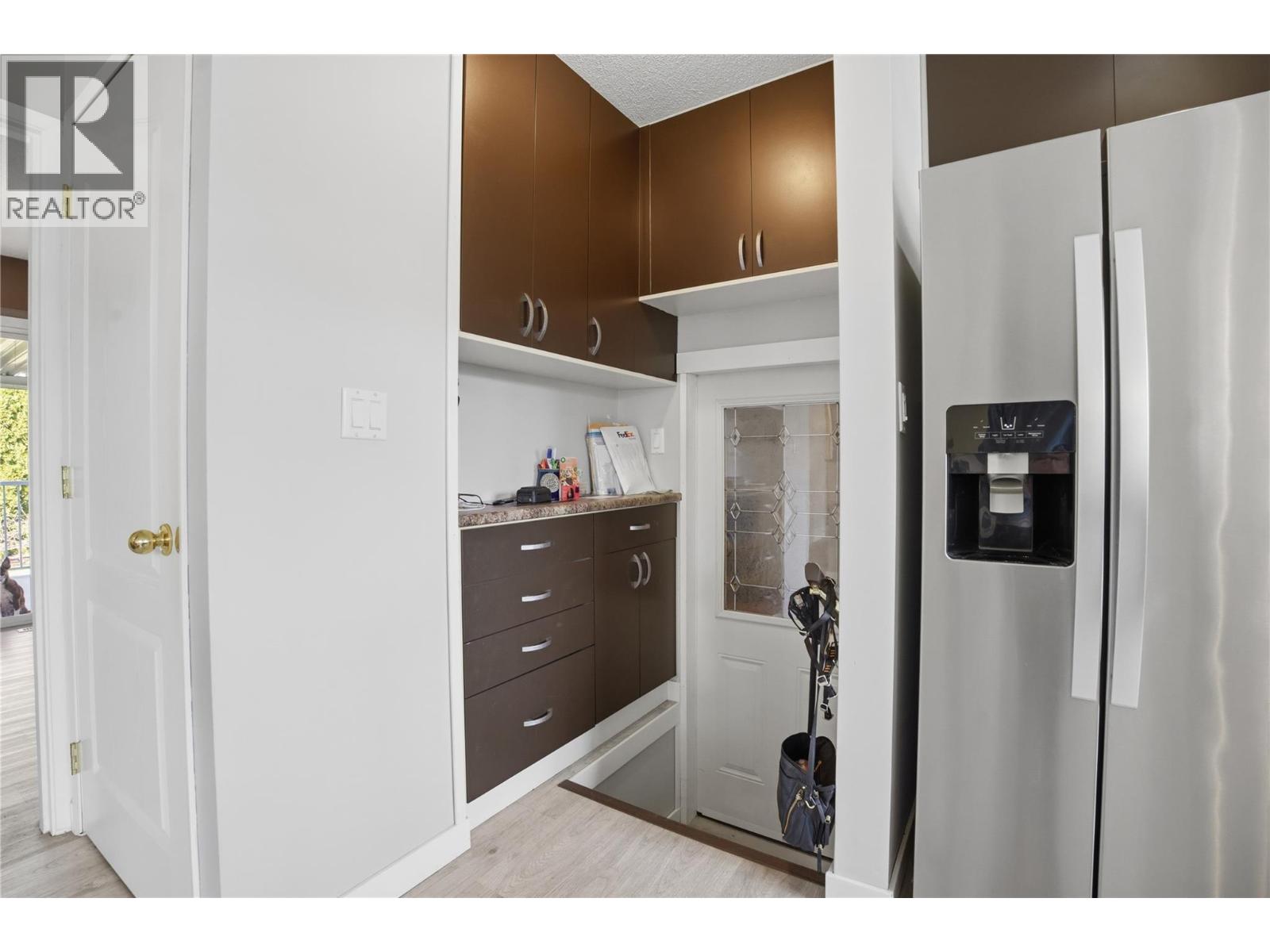 2662 Ayr Place, Kamloops, British Columbia  V2B 4V2 - Photo 45 - 10382038