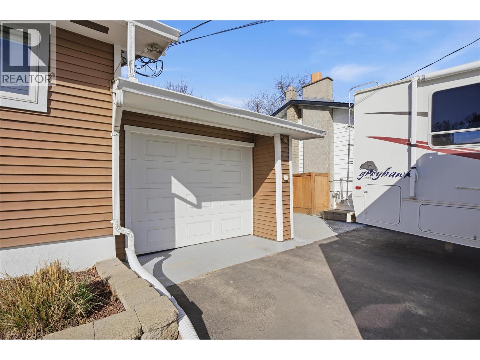 2662 Ayr Place, Kamloops, British Columbia  V2B 4V2 - Photo 5 - 10382038