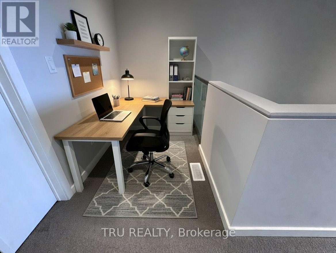 866 Quartet Avenue, Ottawa, Ontario  K1X 0C6 - Photo 12 - X12963164