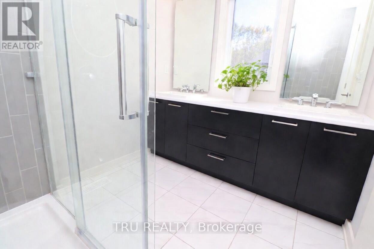 866 Quartet Avenue, Ottawa, Ontario  K1X 0C6 - Photo 14 - X12963164