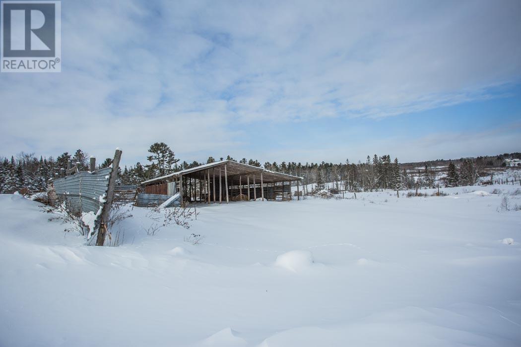 3064 Government Rd, Group 1, Township Of Tarbutt, Ontario  P0R 1E0 - Photo 12 - SM252799