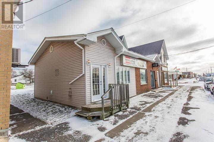 201 Main St, Thessalon, Ontario  P0R 1L0 - Photo 2 - SM260340