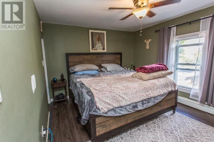 60 Cathcart St, Sault Ste. Marie, Ontario  P6A 1E1 - Photo 17 - SM260404