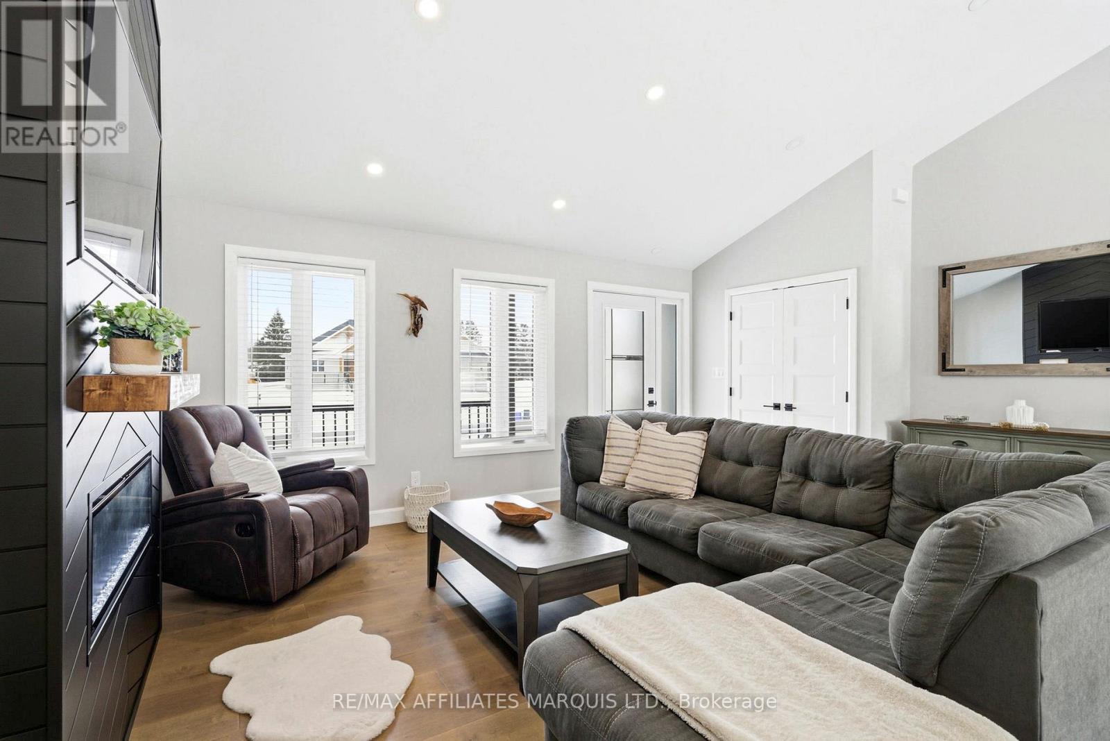 6836 James Crescent, South Glengarry, Ontario  K0C 2E0 - Photo 11 - X12967334