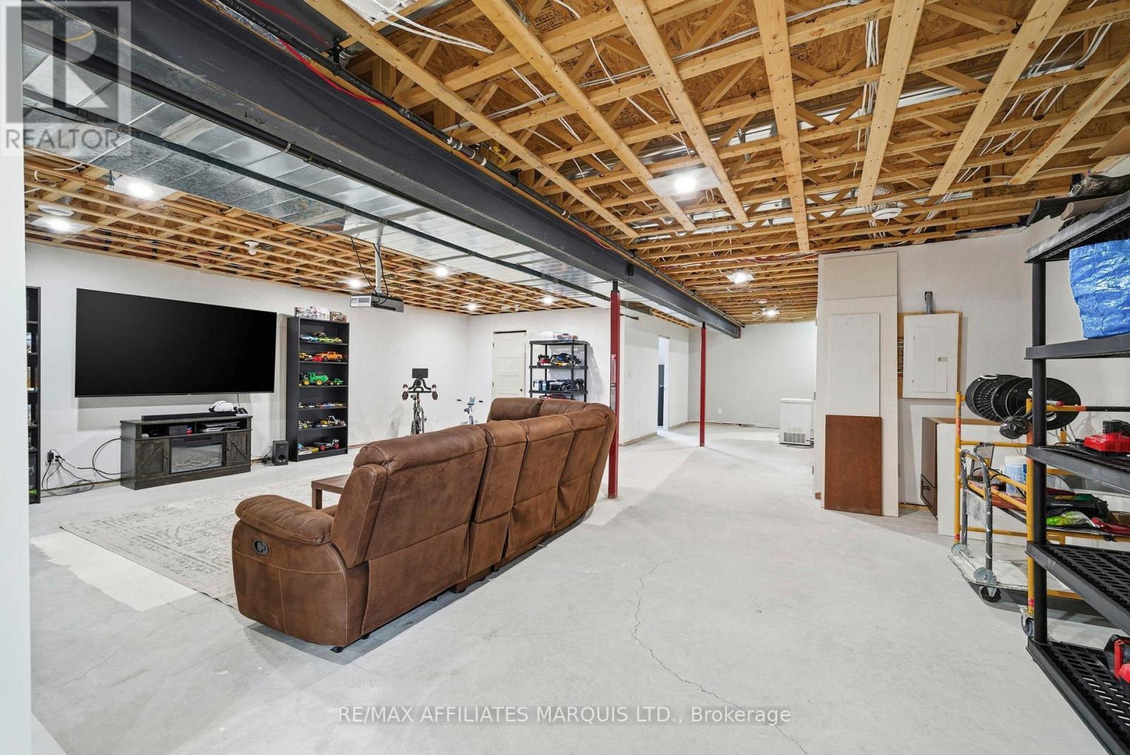 6836 James Crescent, South Glengarry, Ontario  K0C 2E0 - Photo 42 - X12967334