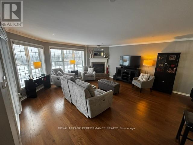 301 - 331 Water Street W, Cornwall, Ontario  K6J 1A5 - Photo 13 - X12967382