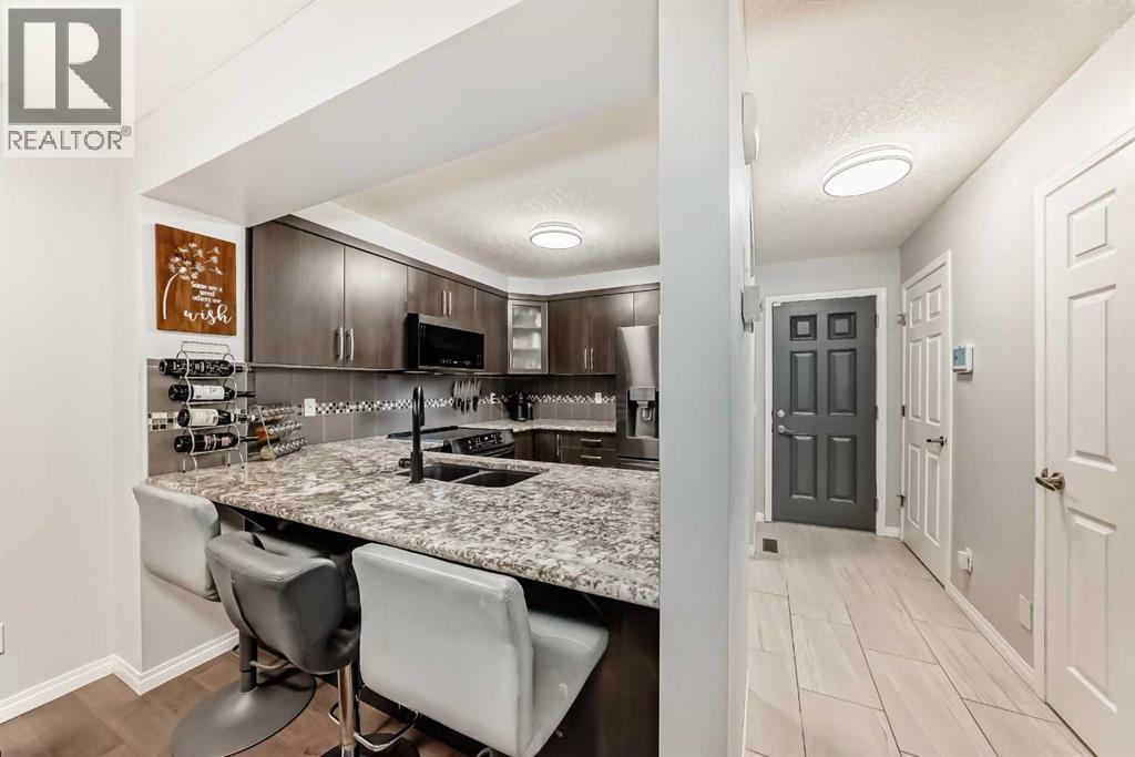 1020 Windsong Drive SW, Airdrie, Alberta  T4B 0P2 - Photo 12 - A2299470