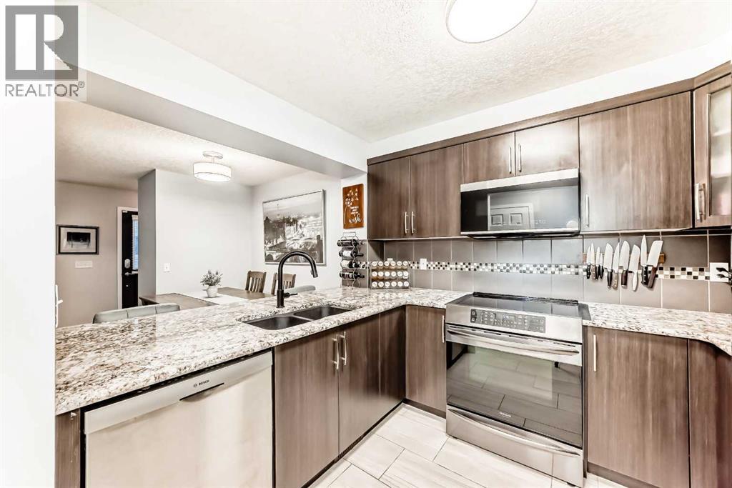 1020 Windsong Drive SW, Airdrie, Alberta  T4B 0P2 - Photo 14 - A2299470