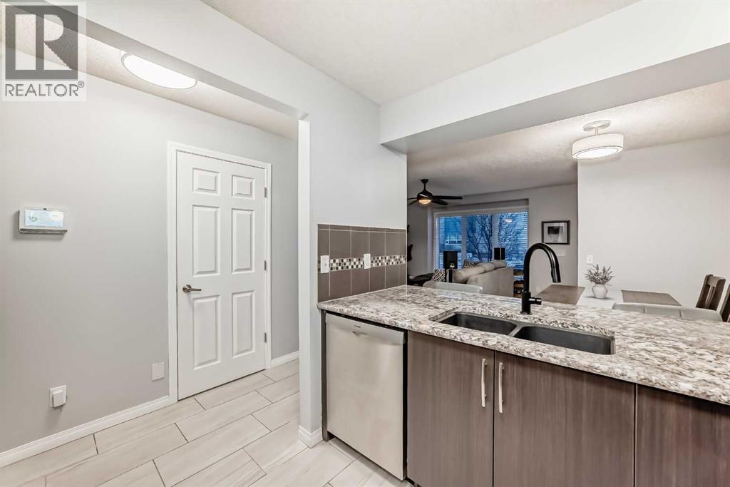 1020 Windsong Drive SW, Airdrie, Alberta  T4B 0P2 - Photo 17 - A2299470