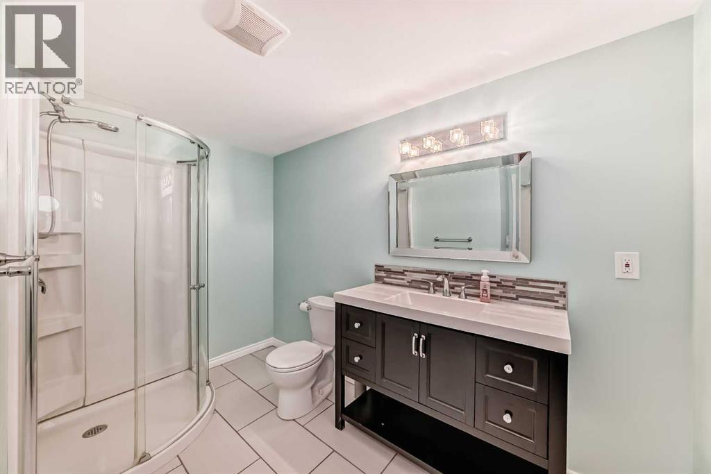 1020 Windsong Drive SW, Airdrie, Alberta  T4B 0P2 - Photo 42 - A2299470