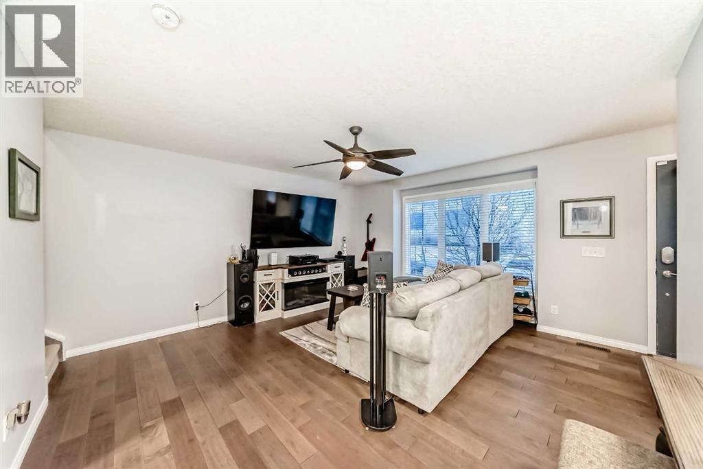 1020 Windsong Drive SW, Airdrie, Alberta  T4B 0P2 - Photo 6 - A2299470