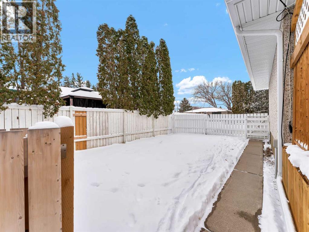 1611 10 Avenue Ne, Medicine Hat, Alberta  T1A 6G6 - Photo 36 - A2296930