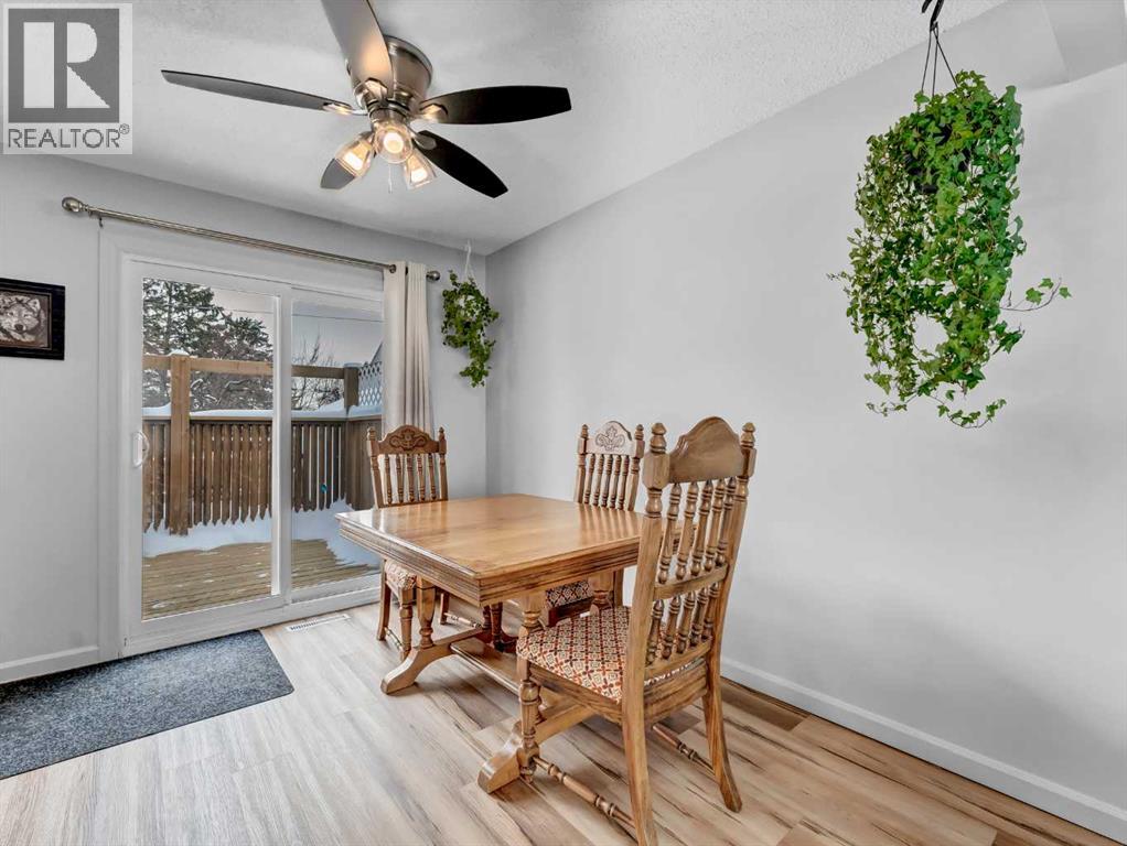 1611 10 Avenue Ne, Medicine Hat, Alberta  T1A 6G6 - Photo 5 - A2296930