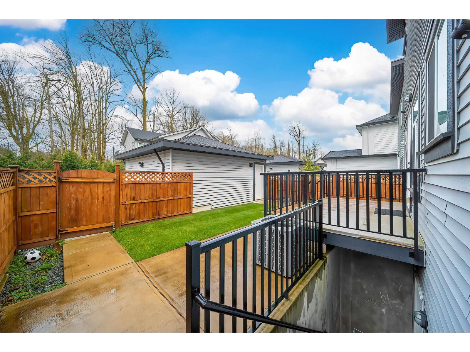 7817 197 Street, Langley, British Columbia  V2Y 4L8 - Photo 7 - R3107453