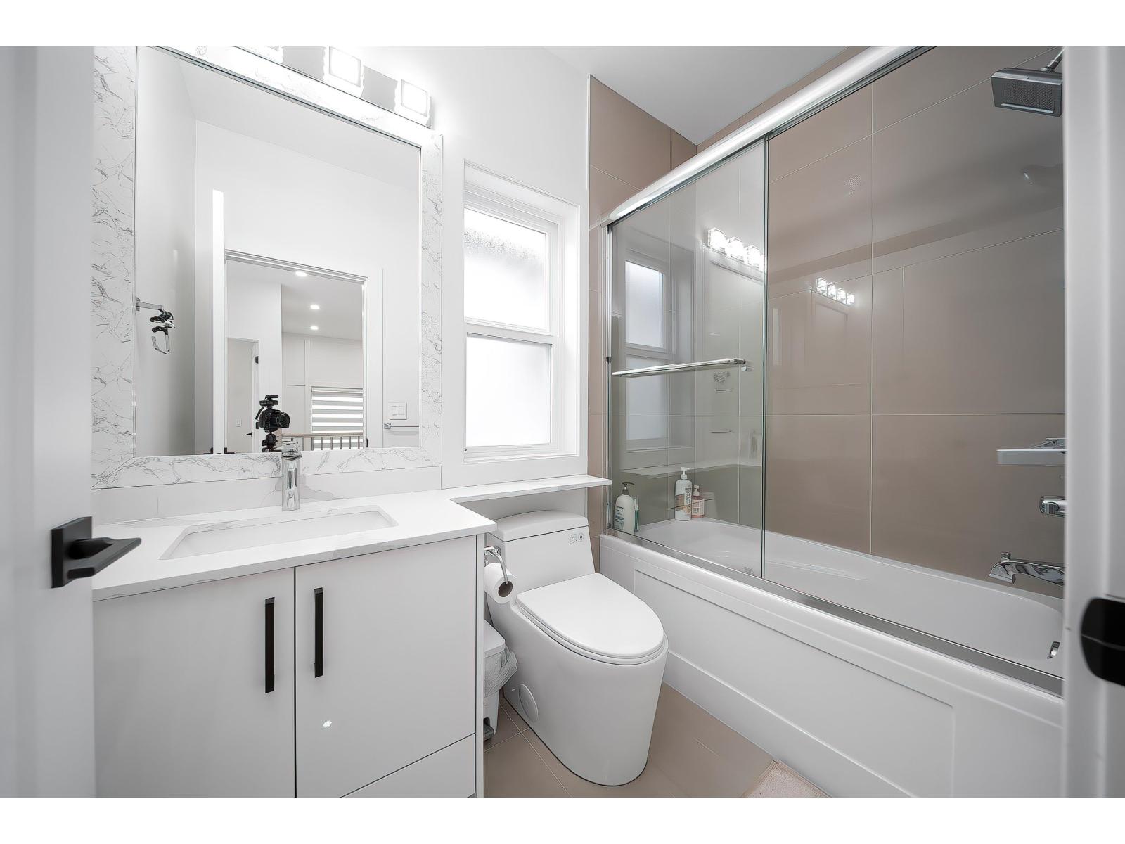 7817 197 Street, Langley, British Columbia  V2Y 4L8 - Photo 34 - R3107453