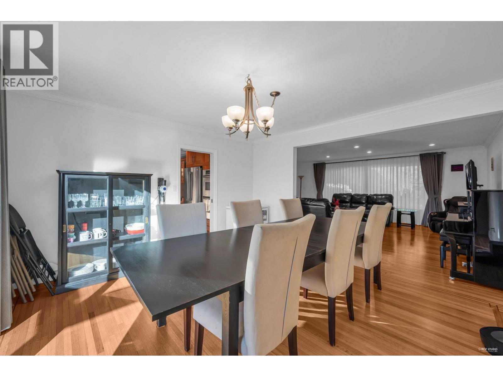 310 Macbeth Crescent, West Vancouver, British Columbia V7T 1V7 - Photo 5 - R3107645