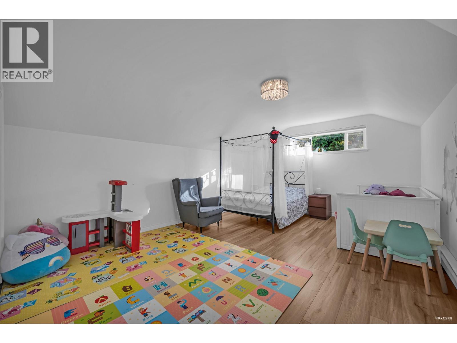 310 Macbeth Crescent, West Vancouver, British Columbia V7T 1V7 - Photo 21 - R3107645