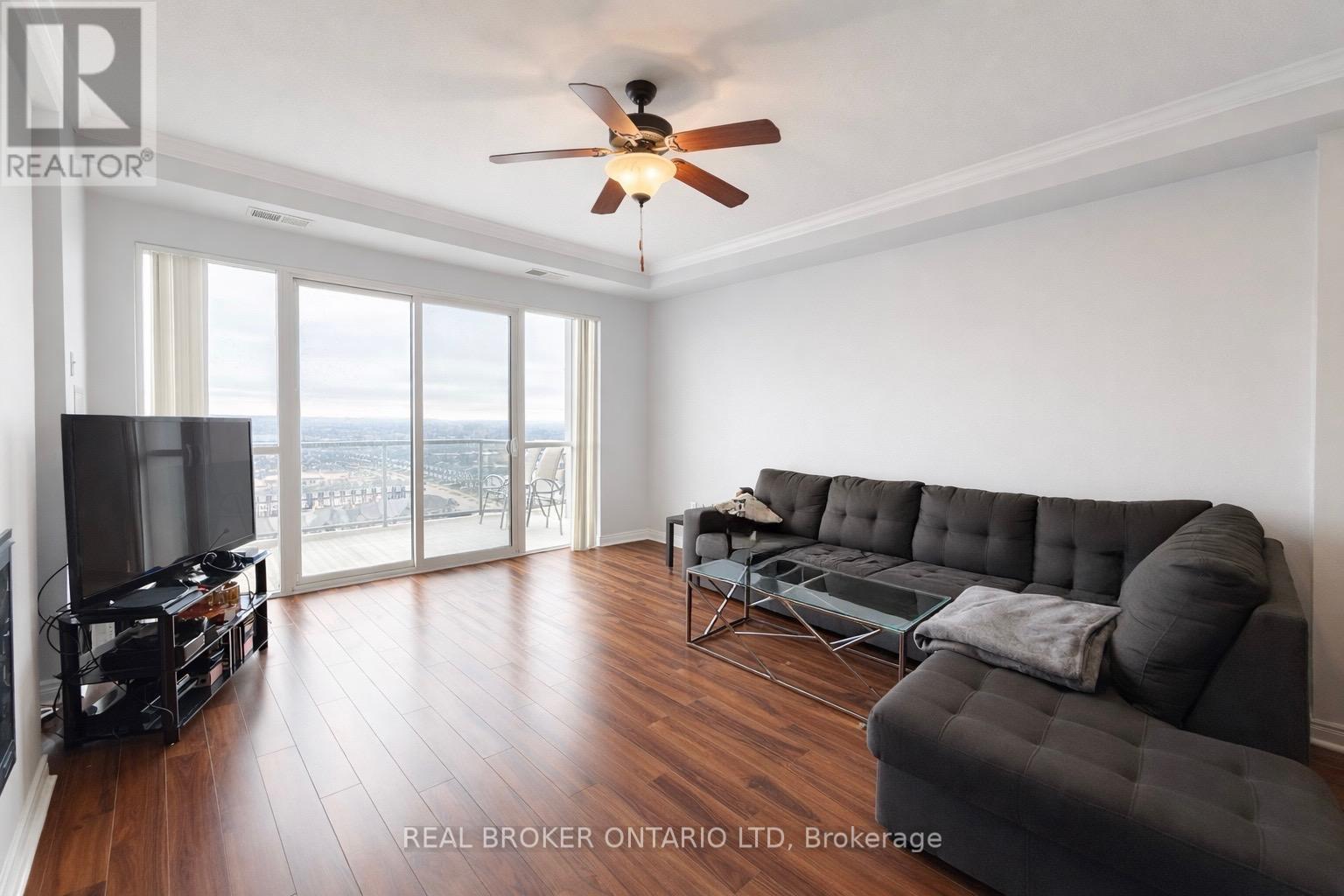 1102 - 1030 Coronation Drive, London North, Ontario  N6G 0G5 - Photo 3 - X12967364