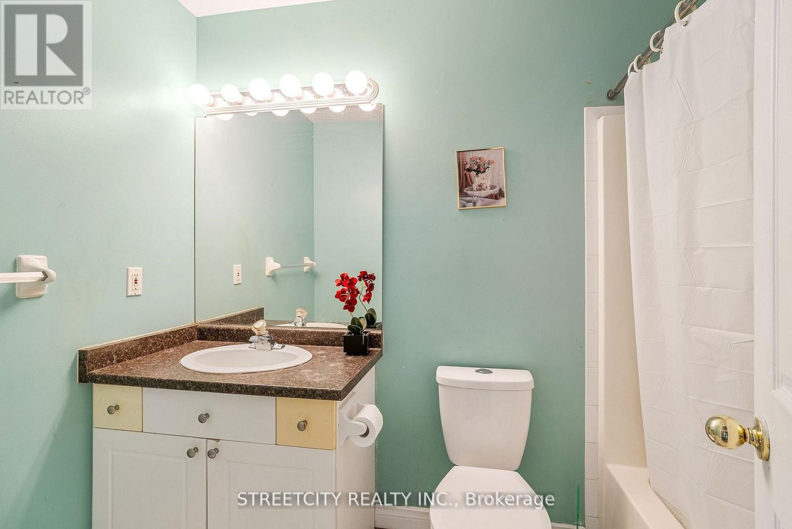 126 Meadowridge Road, London North, Ontario  N6H 5N6 - Photo 18 - X12967394