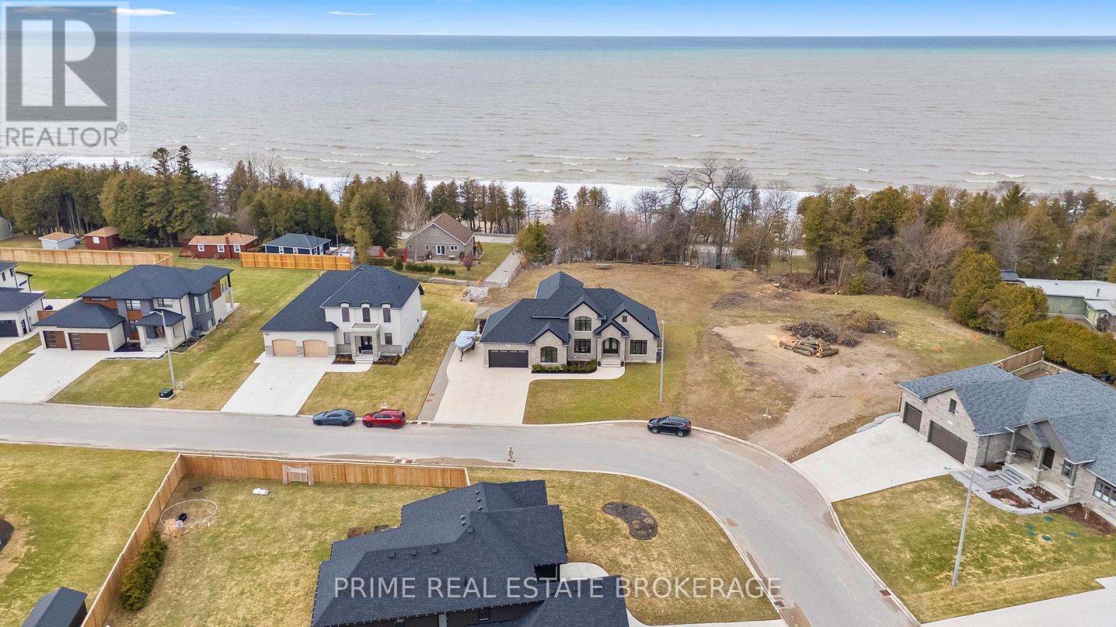 939 Bogdanovic Way, Huron-Kinloss, Ontario  N2Z 0H4 - Photo 3 - X12967432