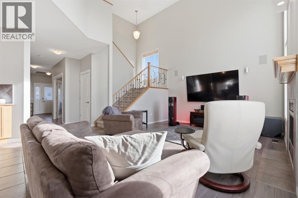 283 Springmere Link, Chestermere, Alberta  T1X 1P1 - Photo 9 - A2295112