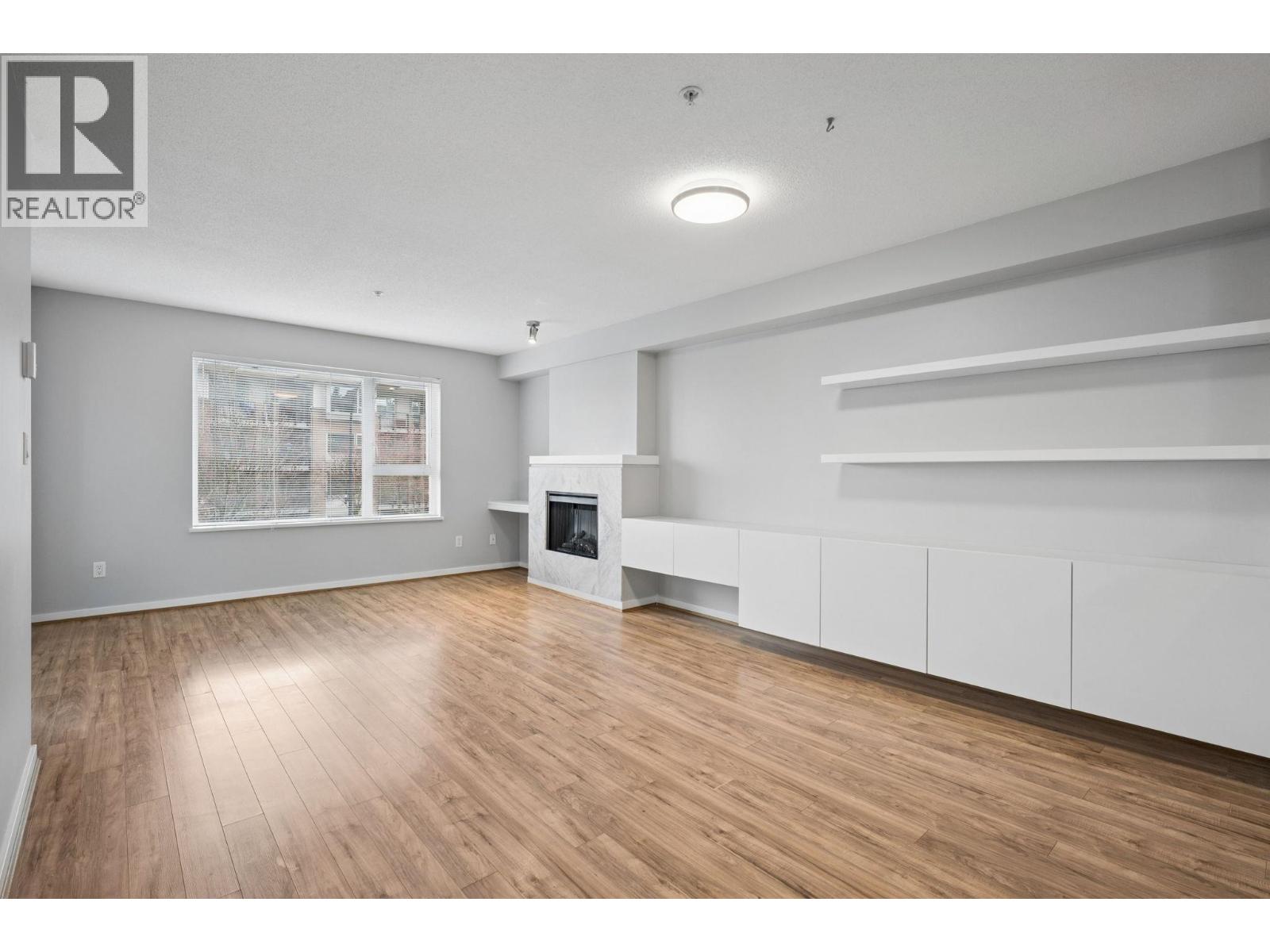 214 4783 Dawson Street, Burnaby, British Columbia  V5C 0A8 - Photo 2 - R3107277