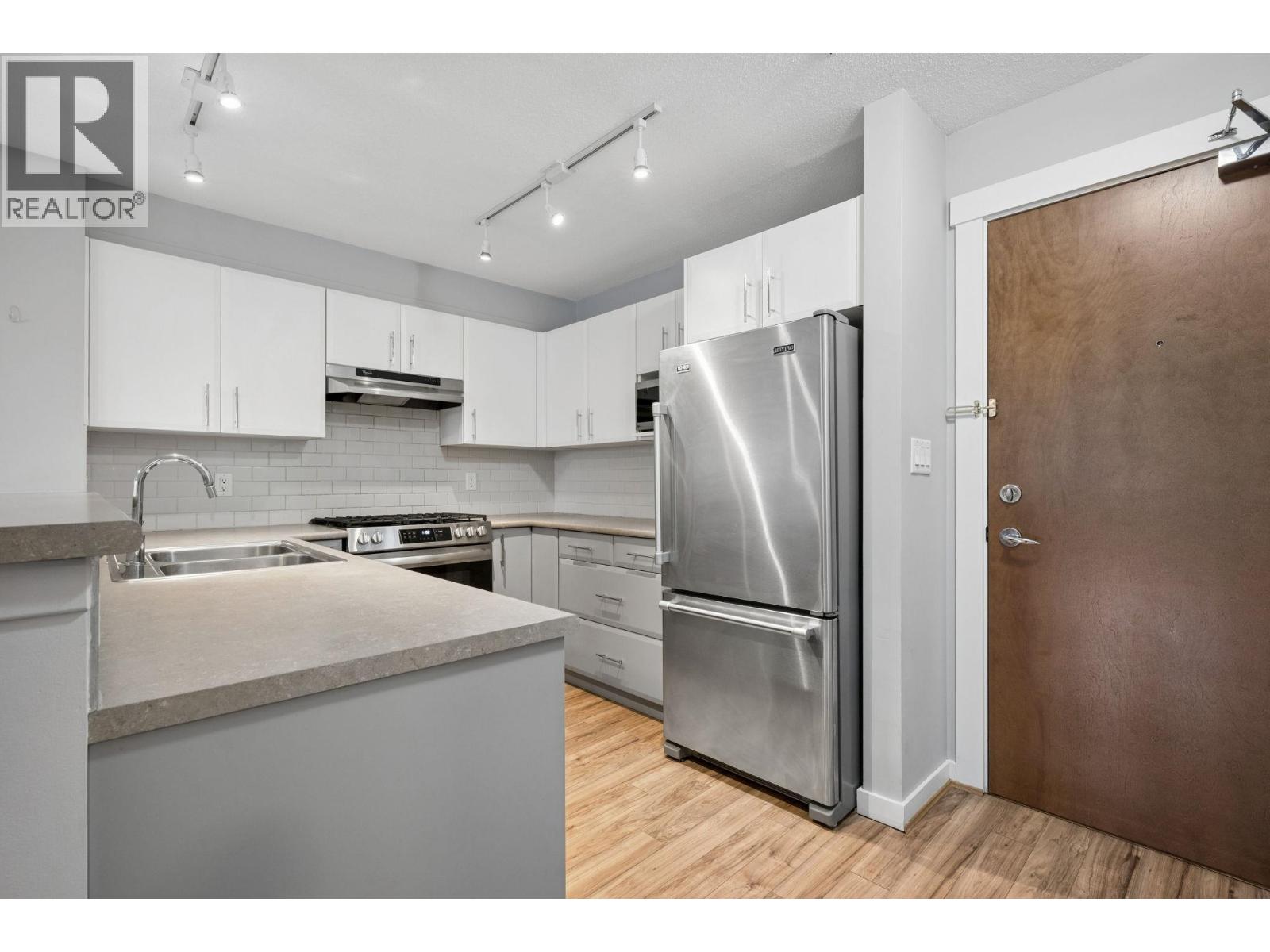 214 4783 Dawson Street, Burnaby, British Columbia  V5C 0A8 - Photo 9 - R3107277