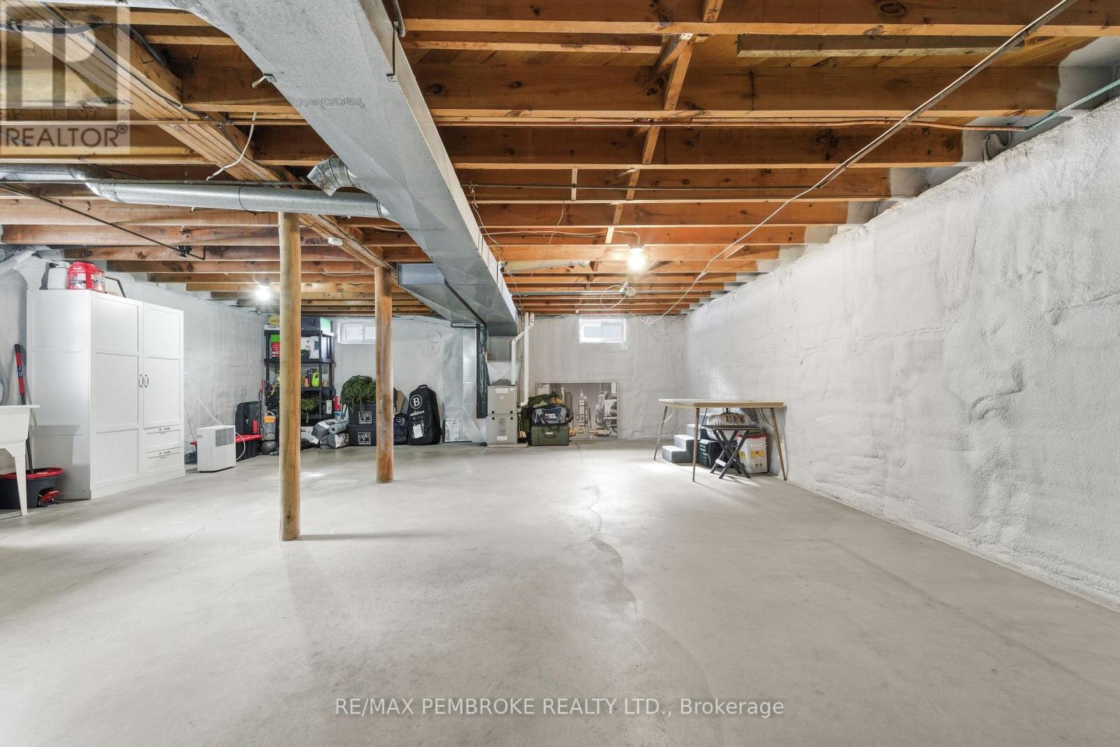 613 Airport Road, Petawawa, Ontario  K8A 6W7 - Photo 23 - X12967216