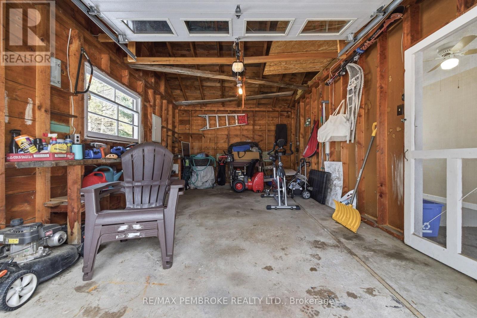 613 Airport Road, Petawawa, Ontario  K8A 6W7 - Photo 27 - X12967216