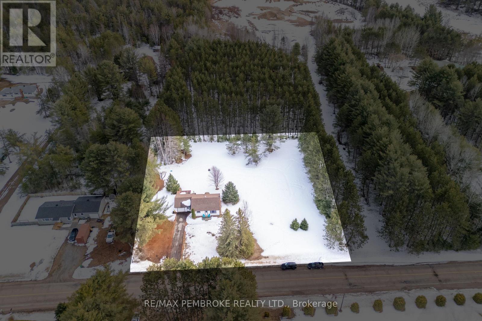 613 Airport Road, Petawawa, Ontario  K8A 6W7 - Photo 28 - X12967216