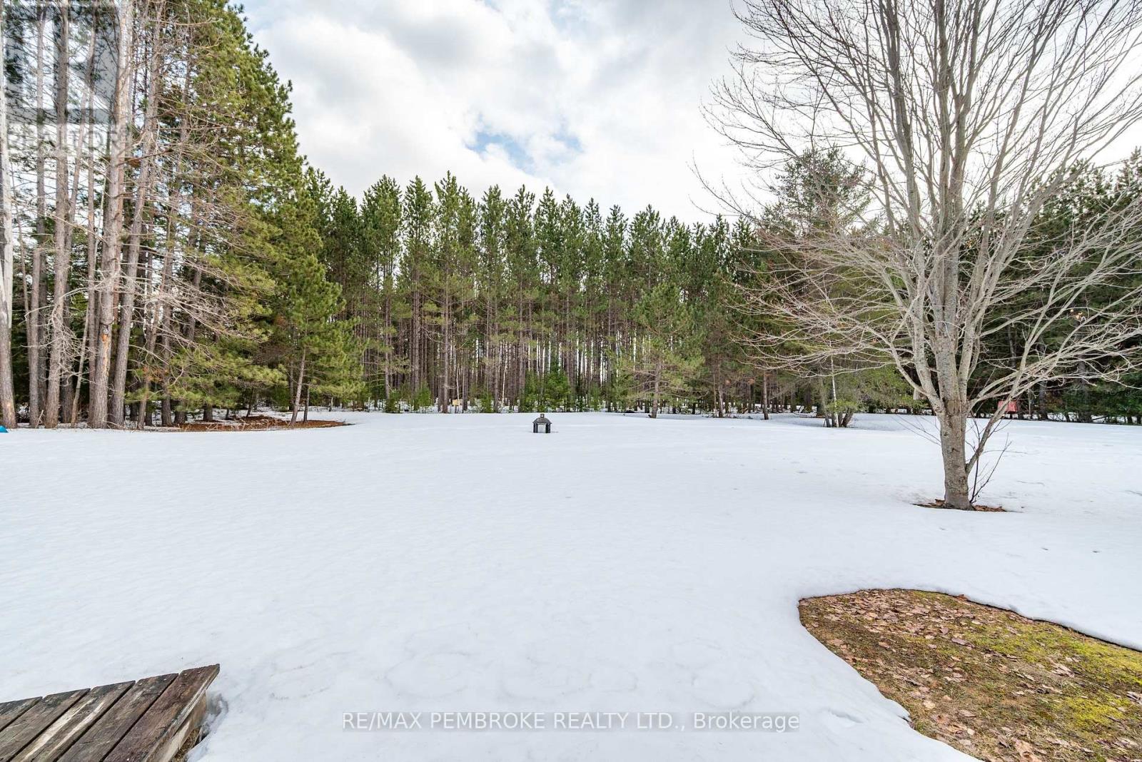 613 Airport Road, Petawawa, Ontario  K8A 6W7 - Photo 34 - X12967216