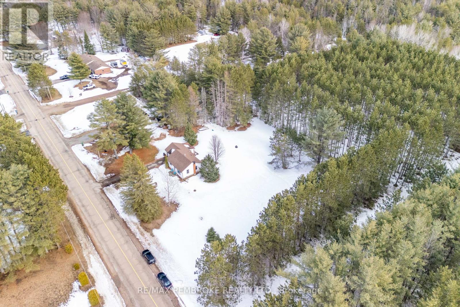 613 Airport Road, Petawawa, Ontario  K8A 6W7 - Photo 41 - X12967216