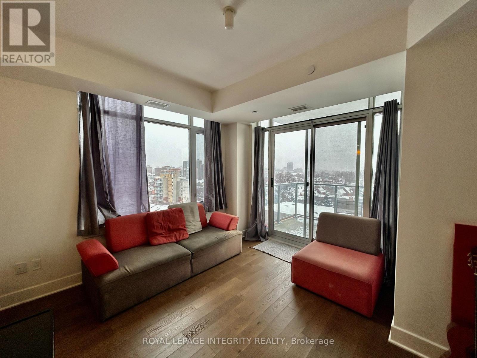 910 - 255 Bay Street, Ottawa, Ontario  K1R 0C5 - Photo 12 - X12967230