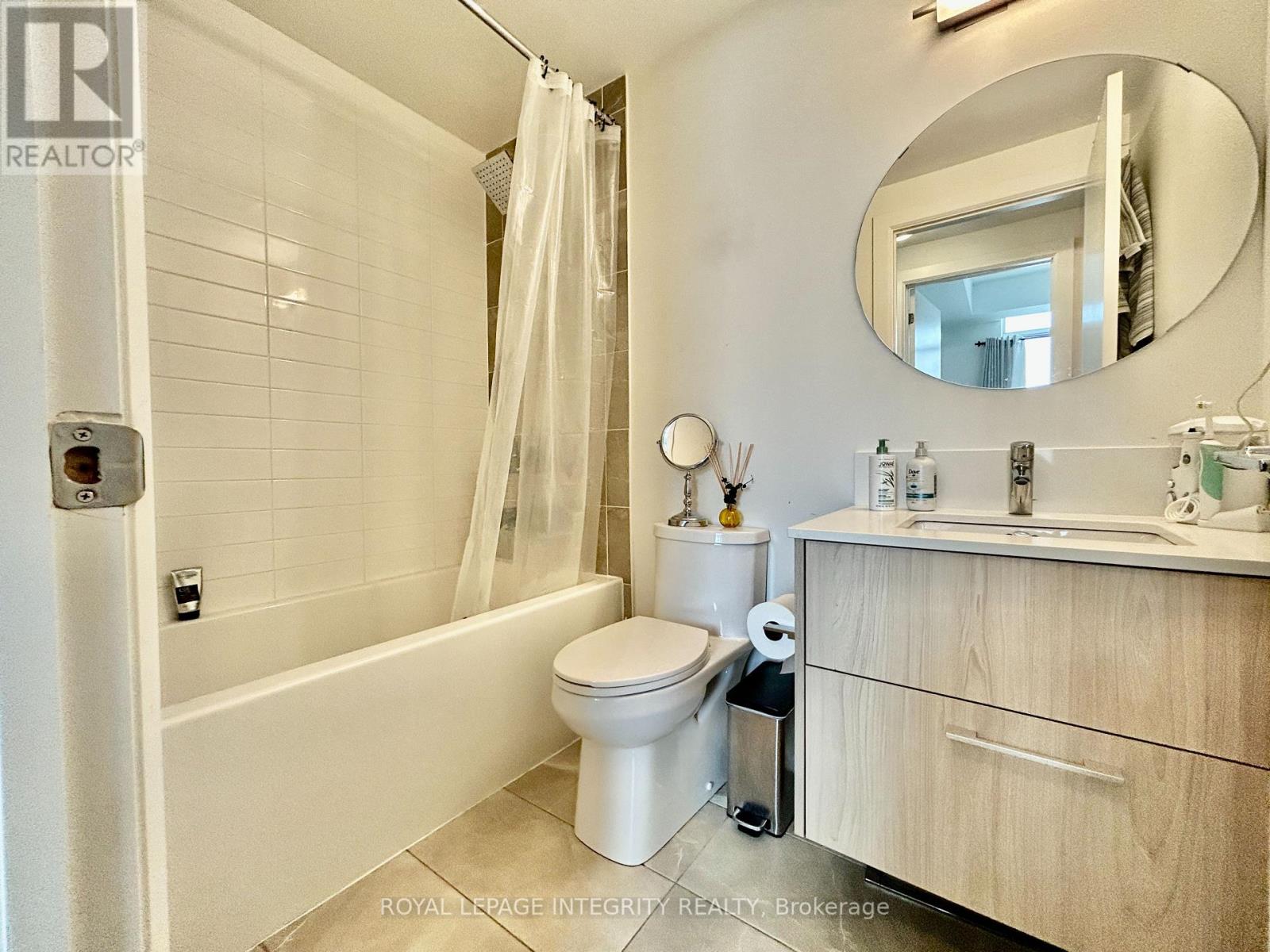 910 - 255 Bay Street, Ottawa, Ontario  K1R 0C5 - Photo 16 - X12967230