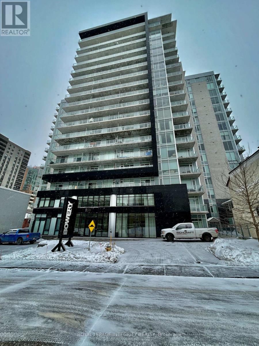 910 - 255 Bay Street, Ottawa, Ontario  K1R 0C5 - Photo 2 - X12967230