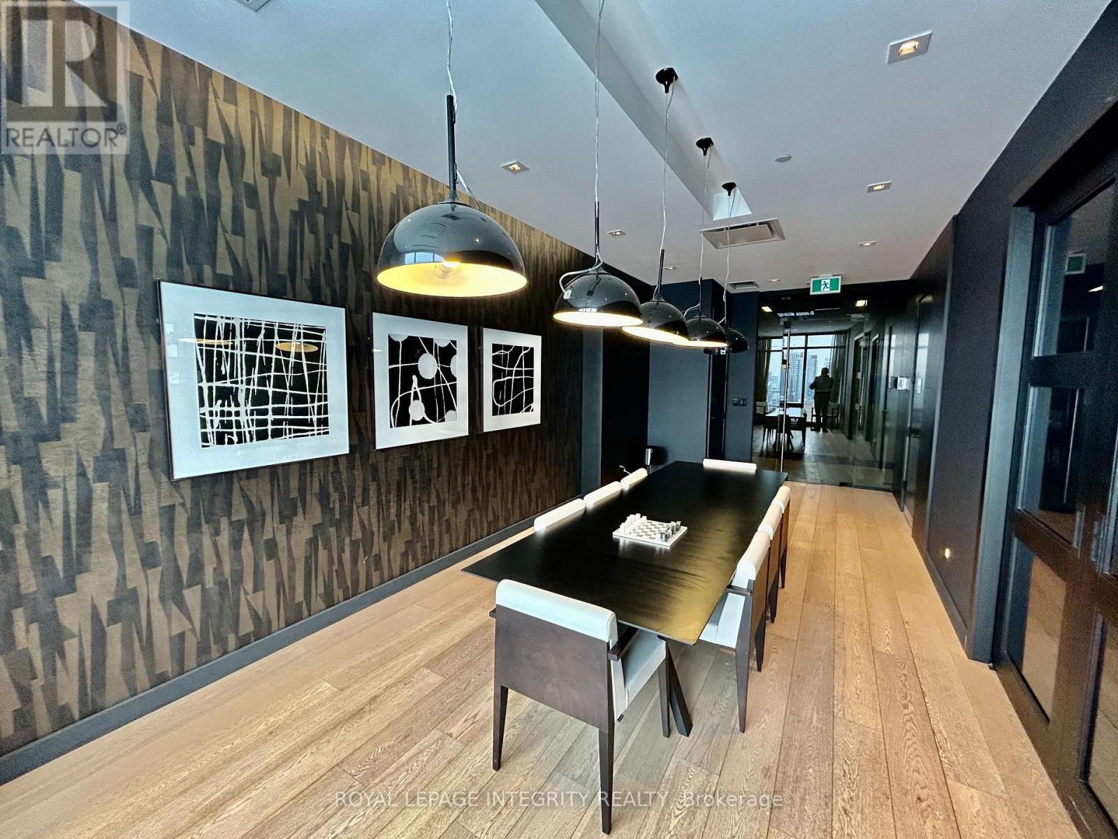 910 - 255 Bay Street, Ottawa, Ontario  K1R 0C5 - Photo 21 - X12967230