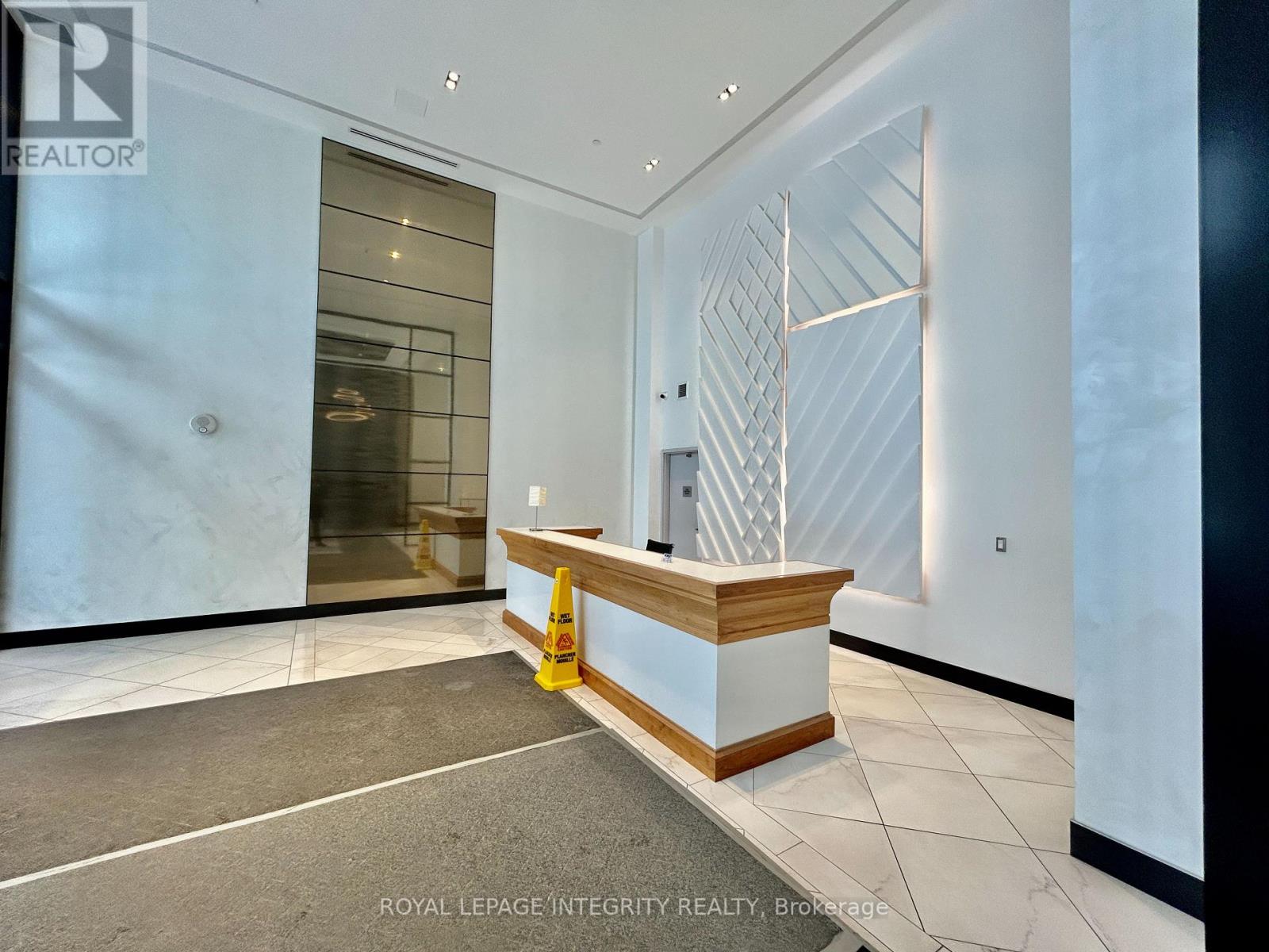 910 - 255 Bay Street, Ottawa, Ontario  K1R 0C5 - Photo 5 - X12967230