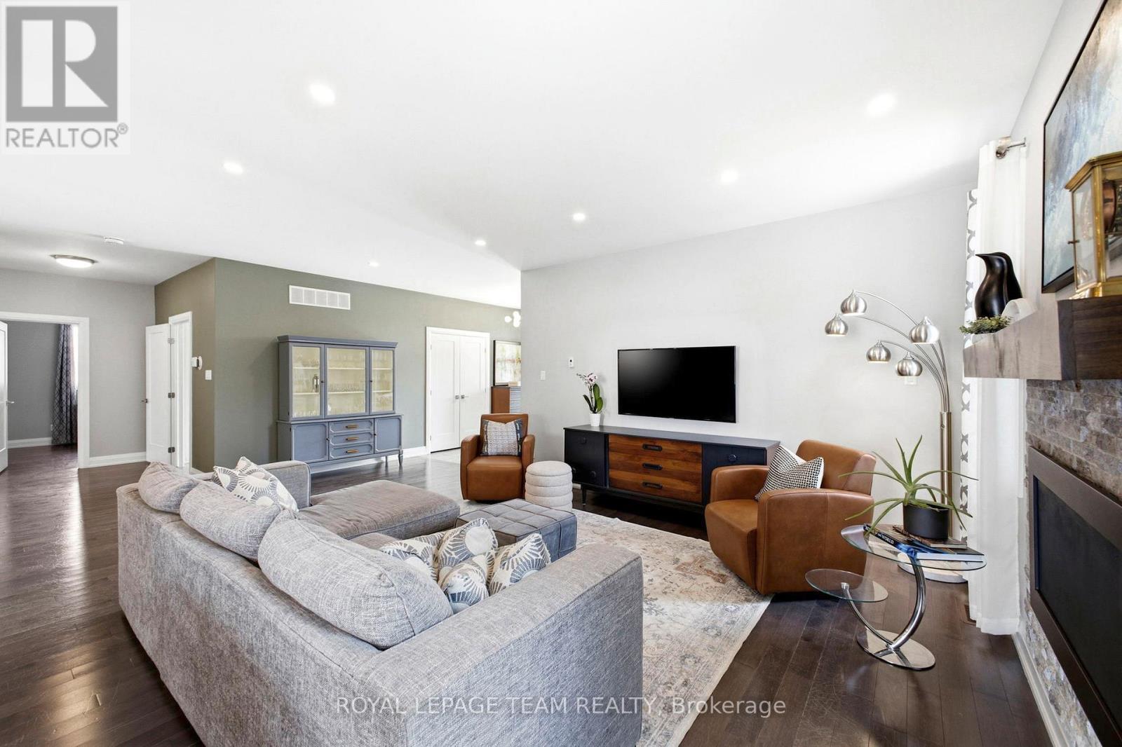 6775 Stanmore Street, Ottawa, Ontario  K4P 0A6 - Photo 8 - X12967250