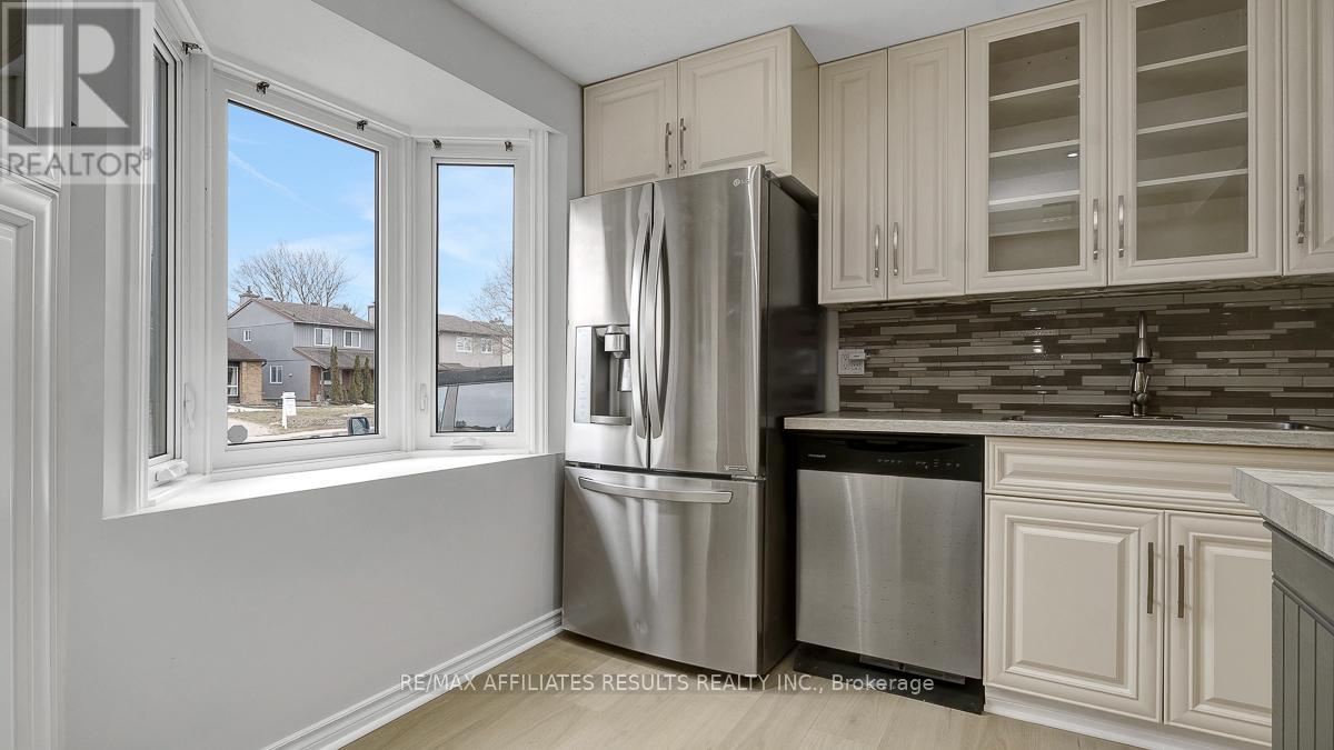 195 Sherway Drive, Ottawa, Ontario  K2J 1Y1 - Photo 15 - X12967340