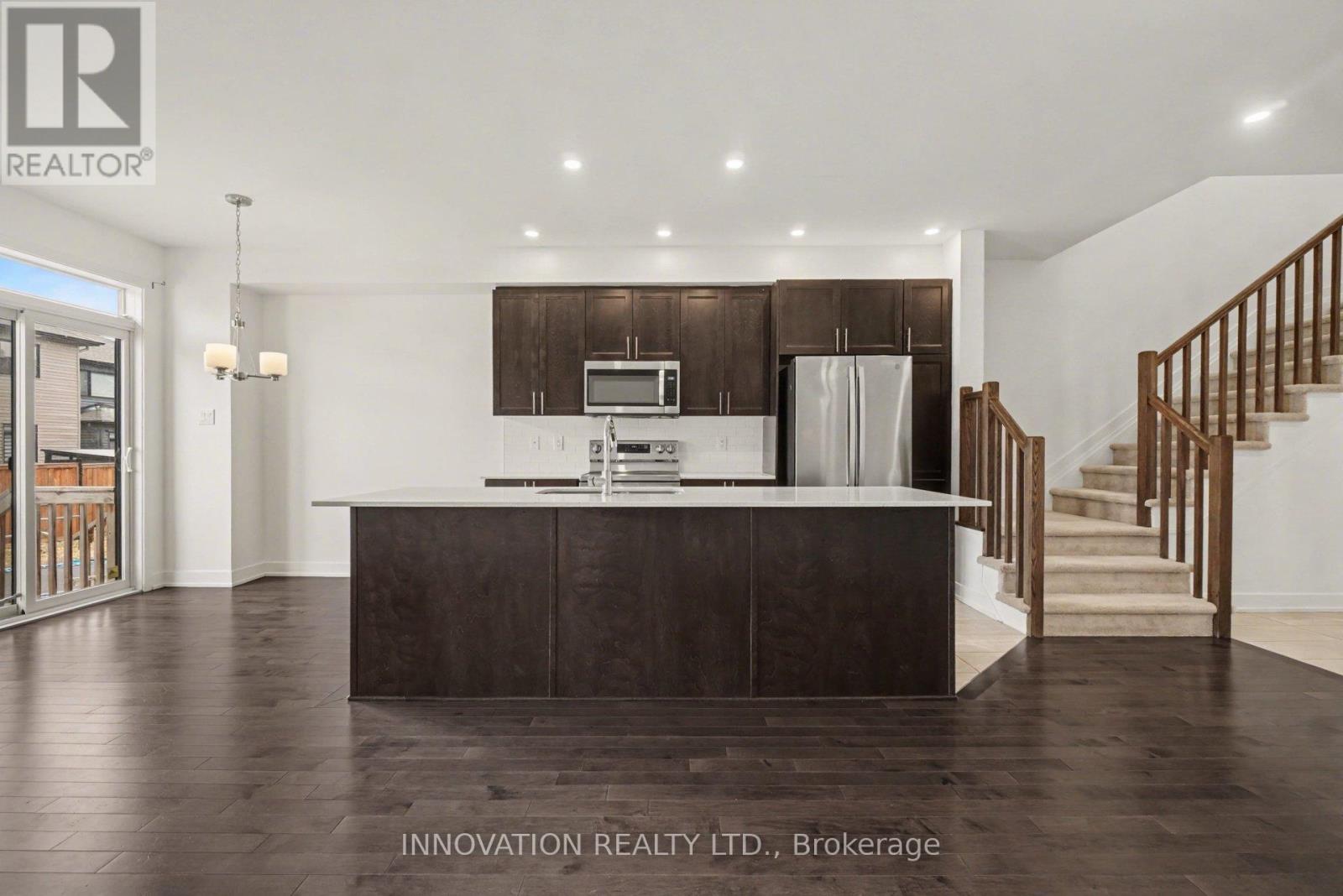 646 Rathburn Lane, Ottawa, Ontario  K1T 0V9 - Photo 13 - X12967404