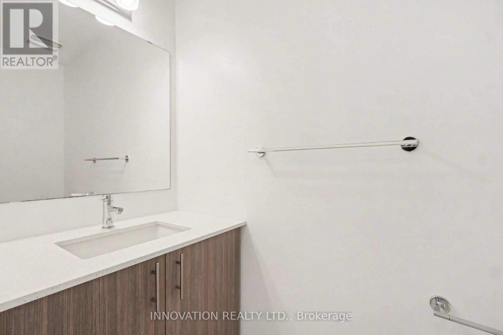 646 Rathburn Lane, Ottawa, Ontario  K1T 0V9 - Photo 5 - X12967404