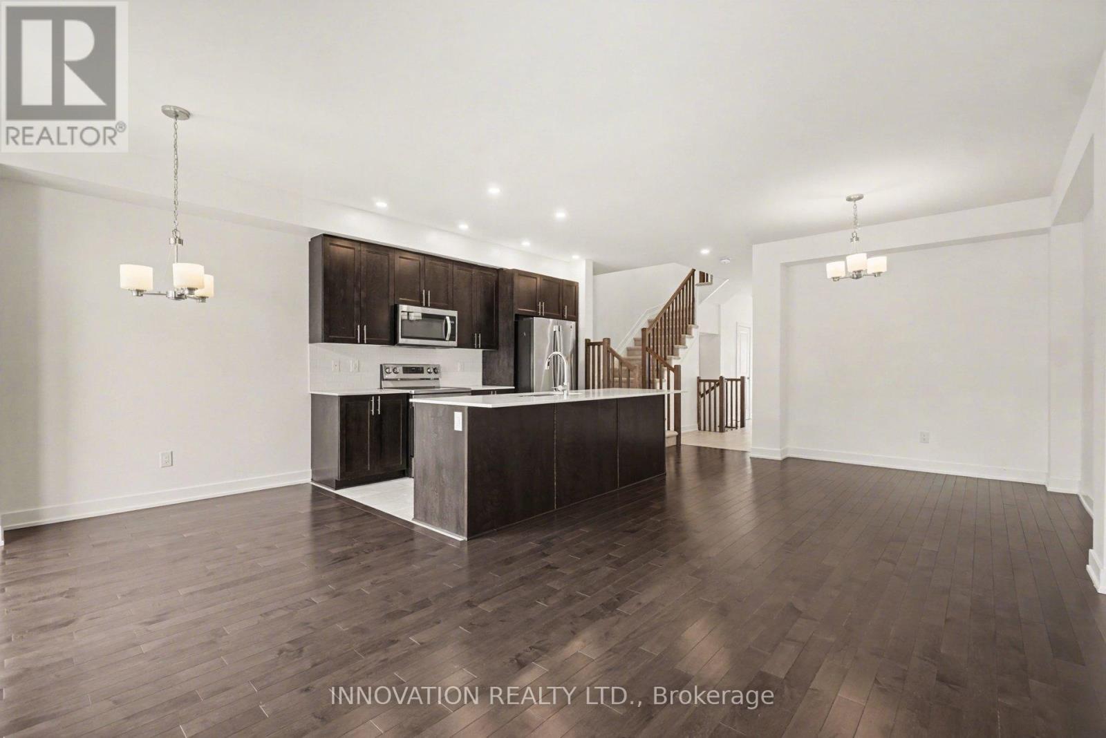 646 Rathburn Lane, Ottawa, Ontario  K1T 0V9 - Photo 8 - X12967404
