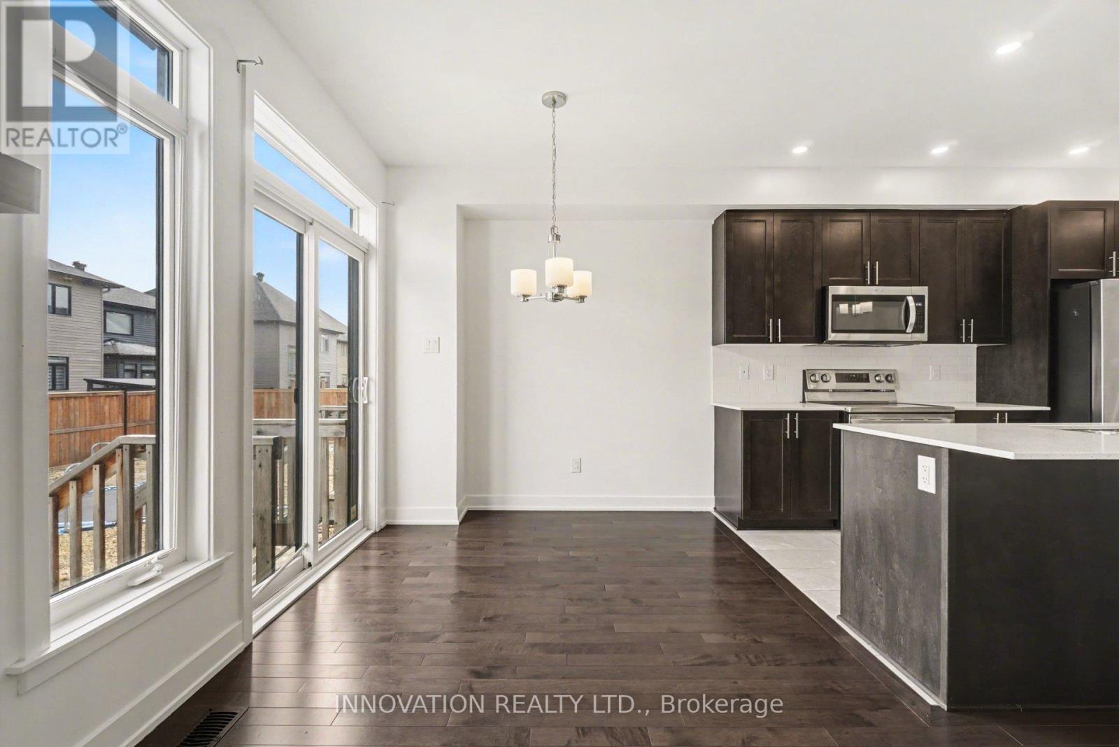 646 Rathburn Lane, Ottawa, Ontario  K1T 0V9 - Photo 9 - X12967404