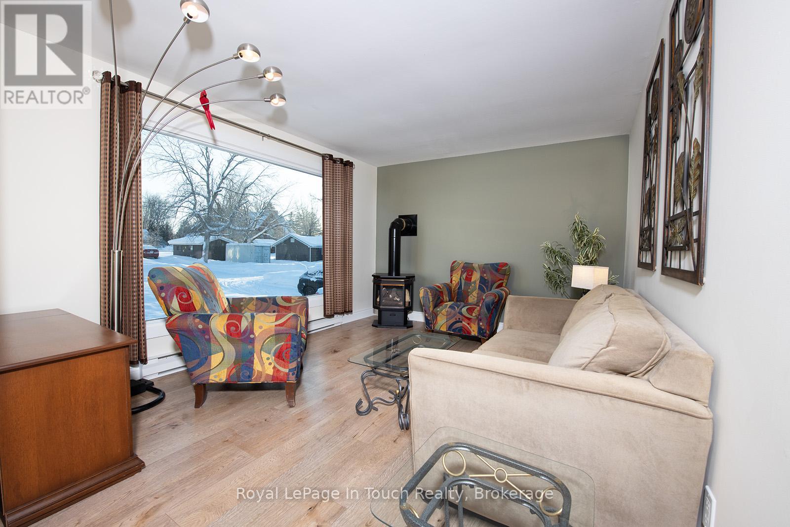 8 Cyril Martin Place, Severn, Ontario  L0K 1E0 - Photo 15 - S12809396