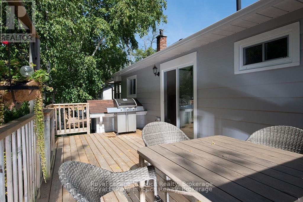 8 Cyril Martin Place, Severn, Ontario  L0K 1E0 - Photo 3 - S12809396