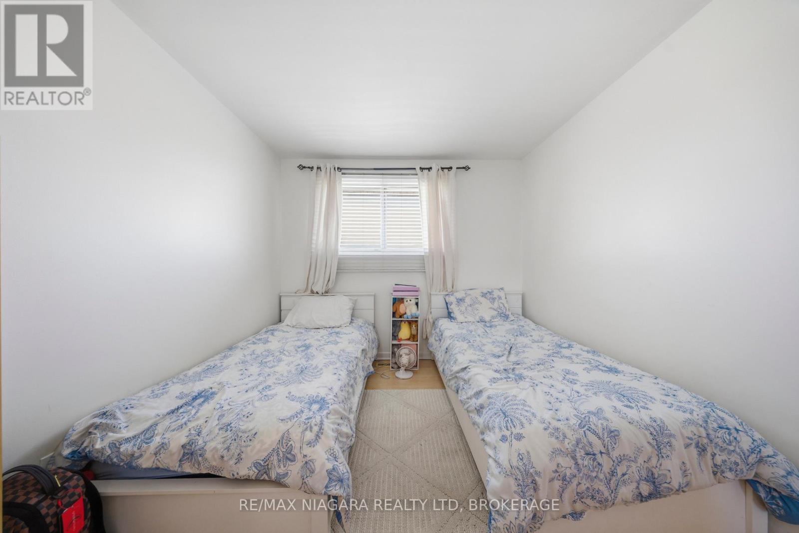 40 Via Dell Monte Street, St. Catharines (Burleigh Hill), Ontario  L2T 3Y2 - Photo 37 - X12967202