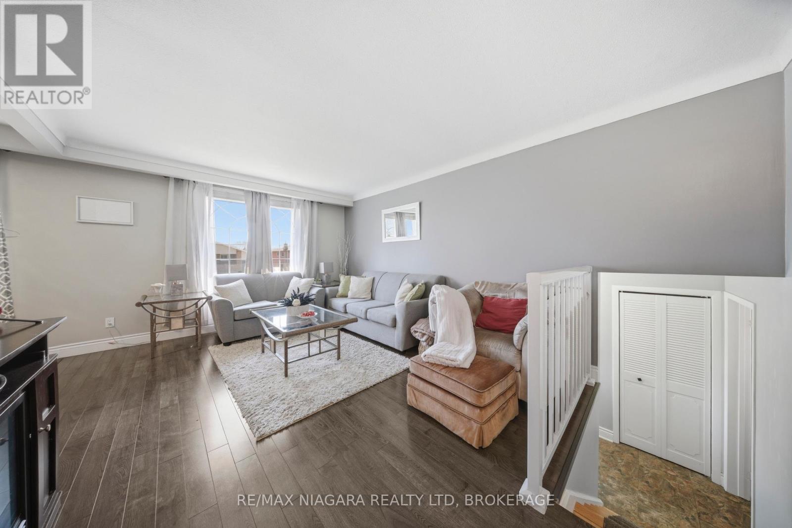 40 Via Dell Monte Street, St. Catharines, Ontario  L2T 3Y2 - Photo 8 - X12967202