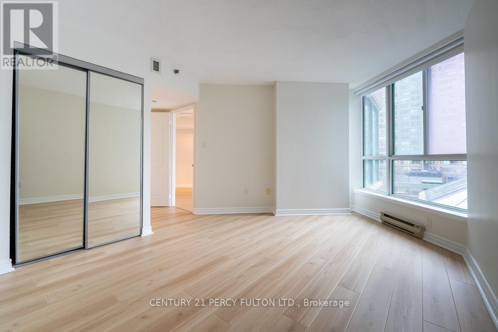 415 - 38 Elm Street, Toronto, Ontario  M5G 2K5 - Photo 10 - C12947934