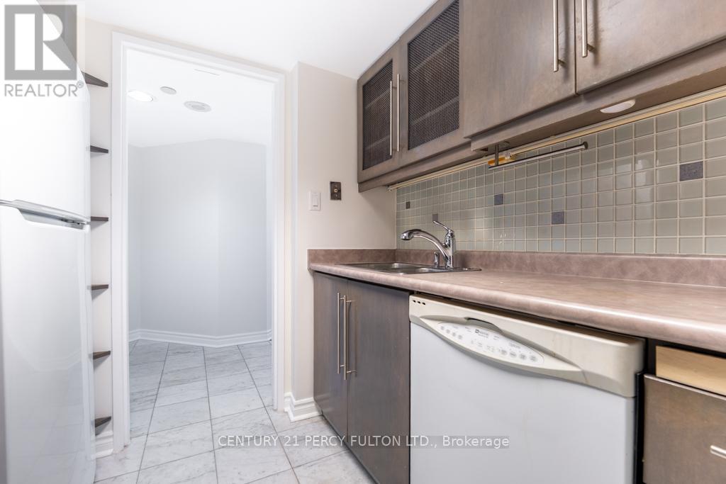 415 - 38 Elm Street, Toronto, Ontario  M5G 2K5 - Photo 17 - C12947934