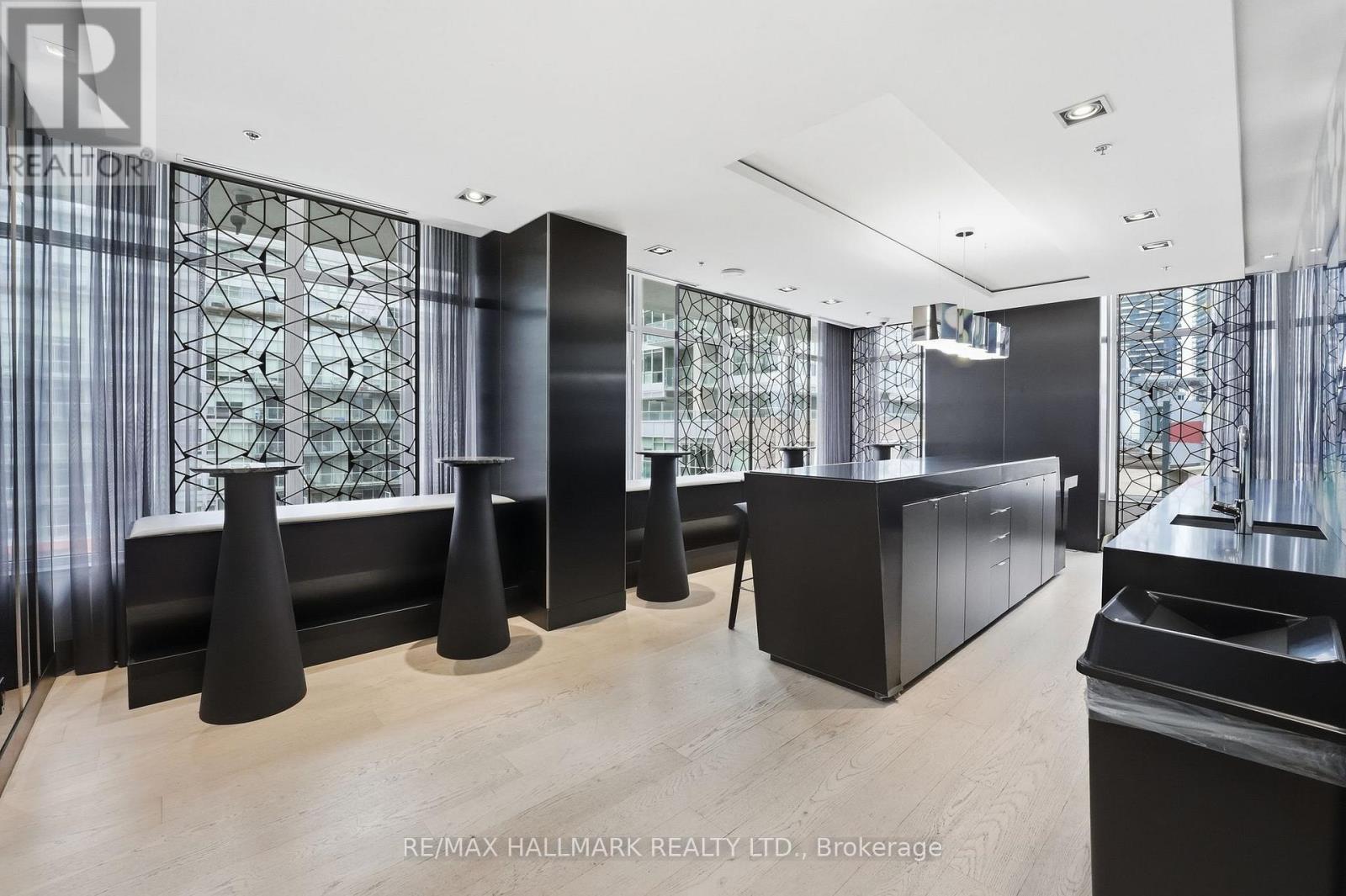 Ph101 - 199 Richmond Street W, Toronto, Ontario  M5V 0H4 - Photo 49 - C12967282